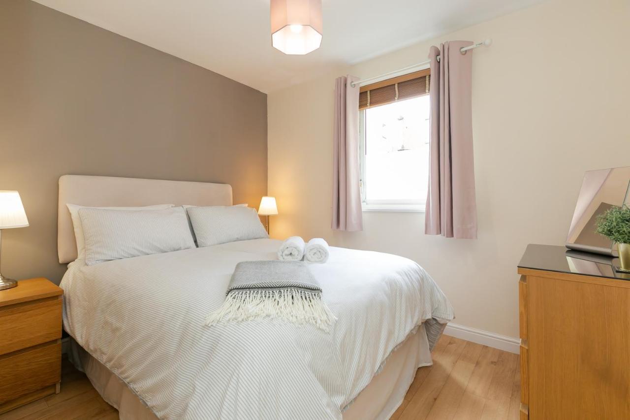 Dicksonfield Quiet Central Family With Parking Appartement Édimbourg