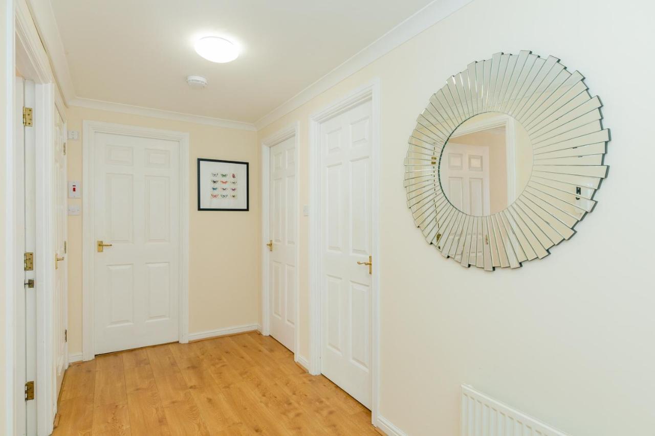 Dicksonfield Quiet Central Family With Parking Appartement *